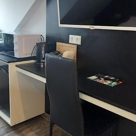 Apartments Am Wald 1 卡尔斯鲁厄 外观 照片